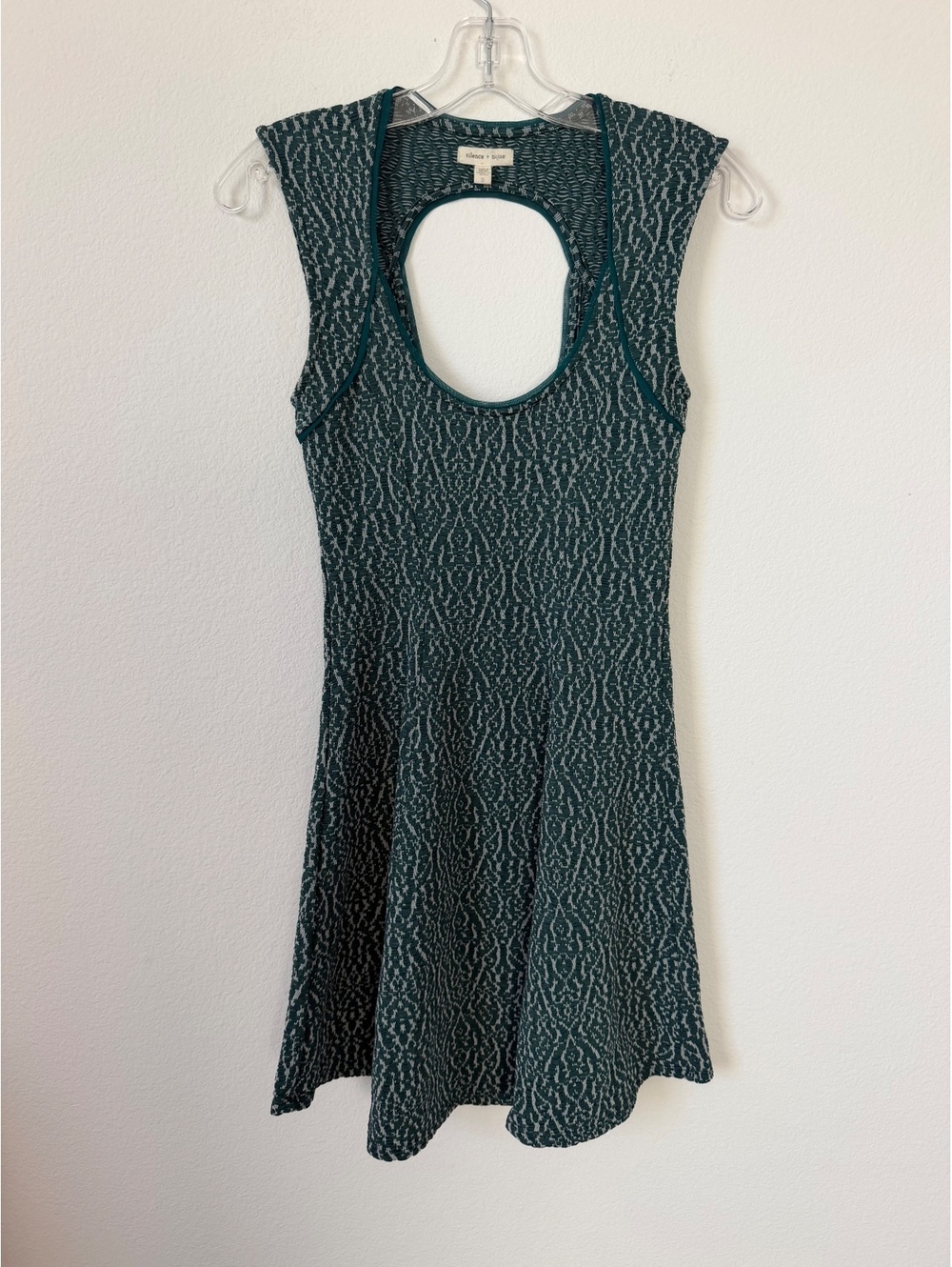 Silence + Noise Green/Gray Textured Stretch Cutout Back Sleeveless Dress Size S